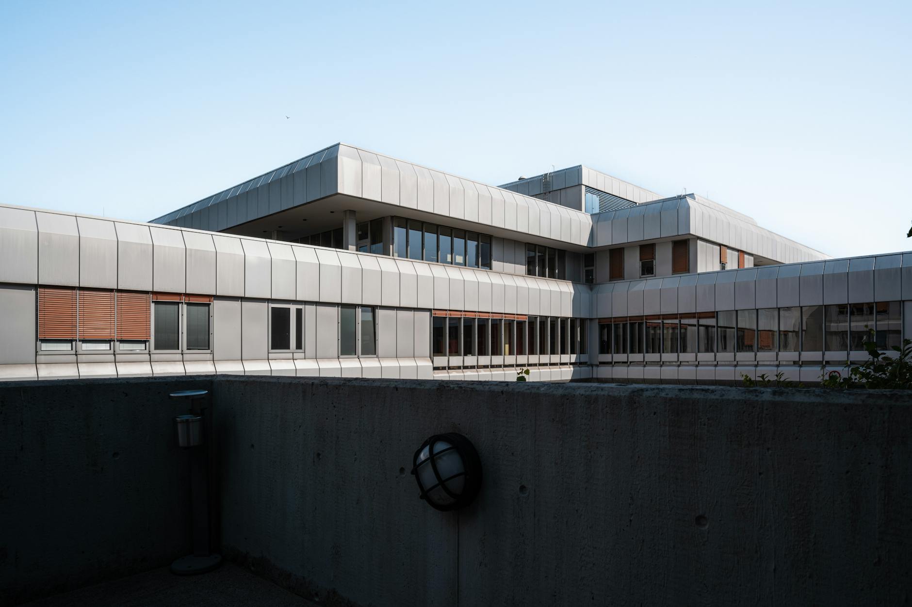 Asbestos Exposure at St. Catherine's Medical Center — Pleasant Prairie, Wisconsin: Former Worker Claims